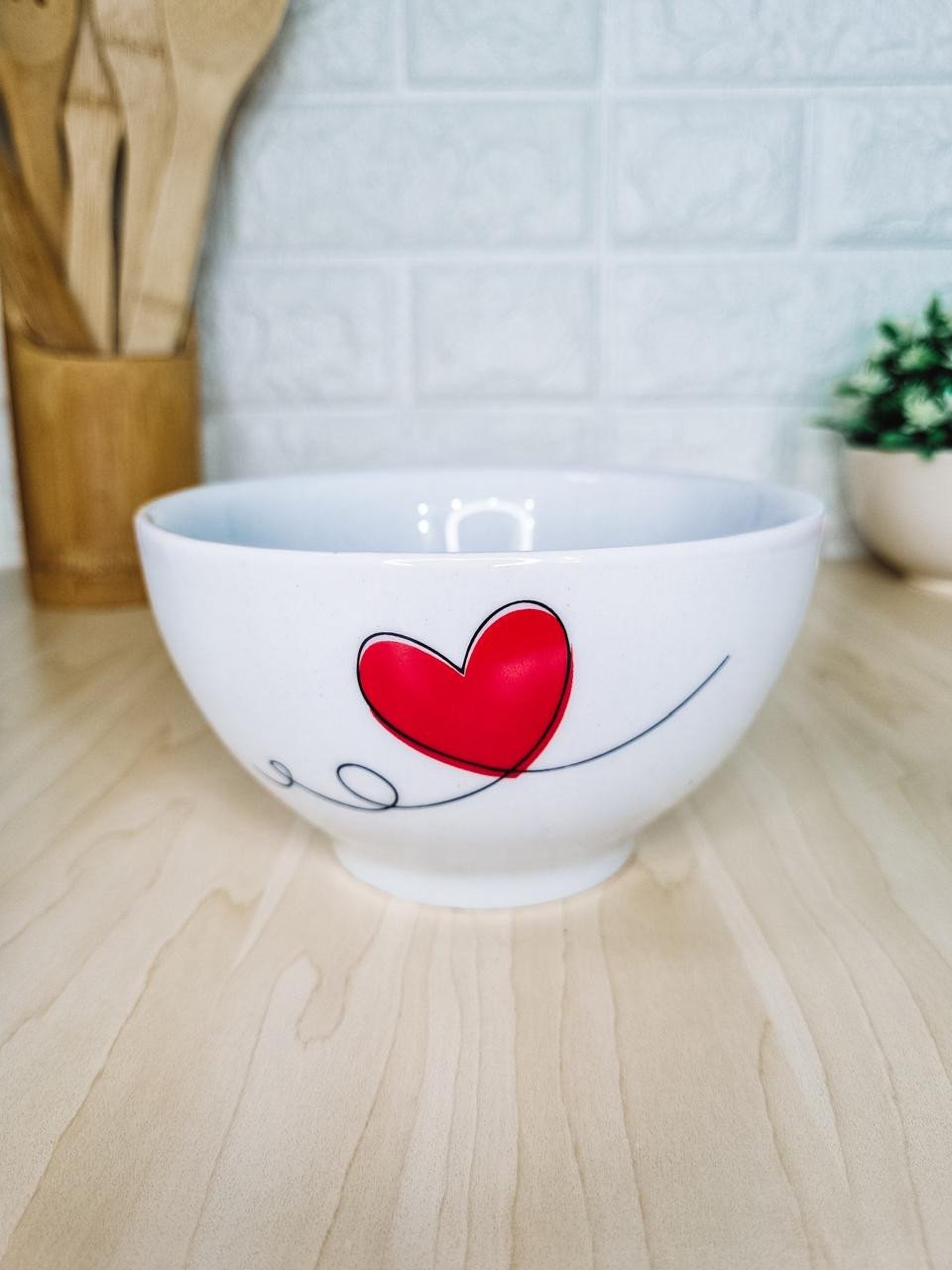 Bowl Branco Coração Vermelho 