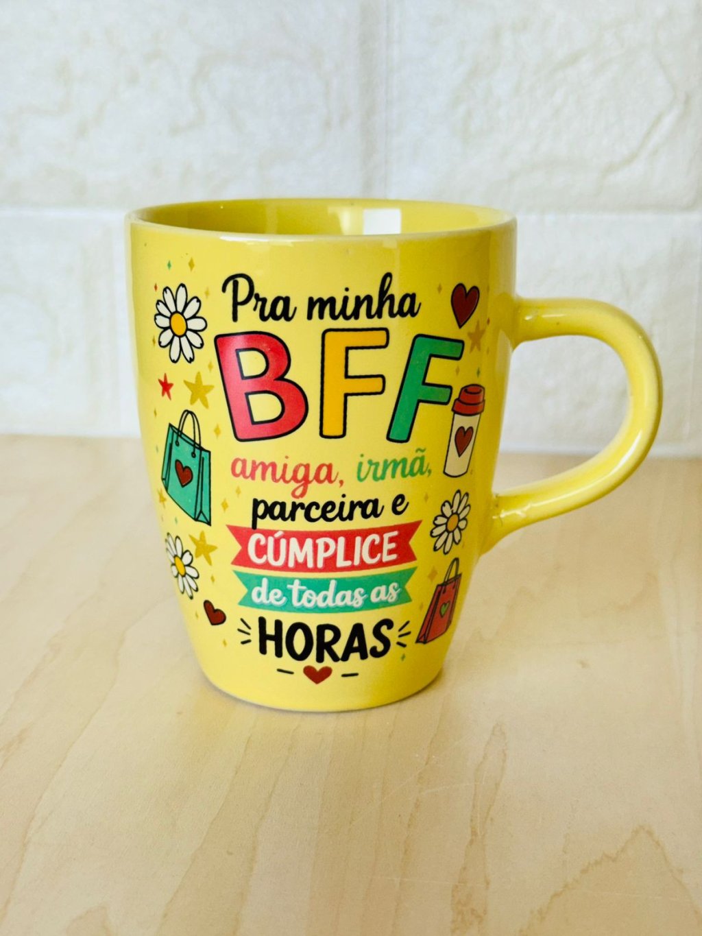 Caneca Sublime Amarela Amizade BFF