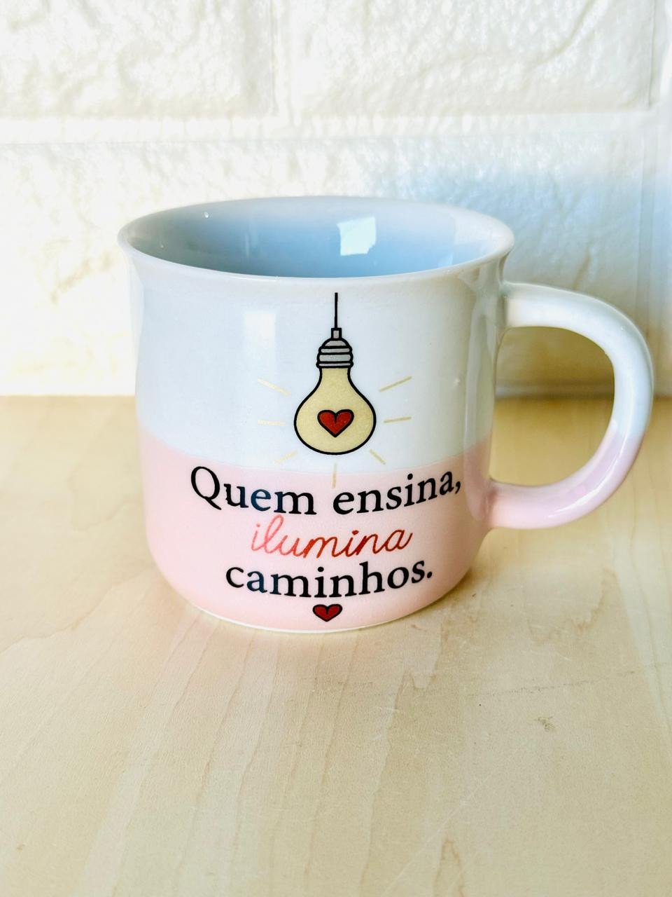 Caneca Ágatha Bicolor Professor Luz que Ilumina