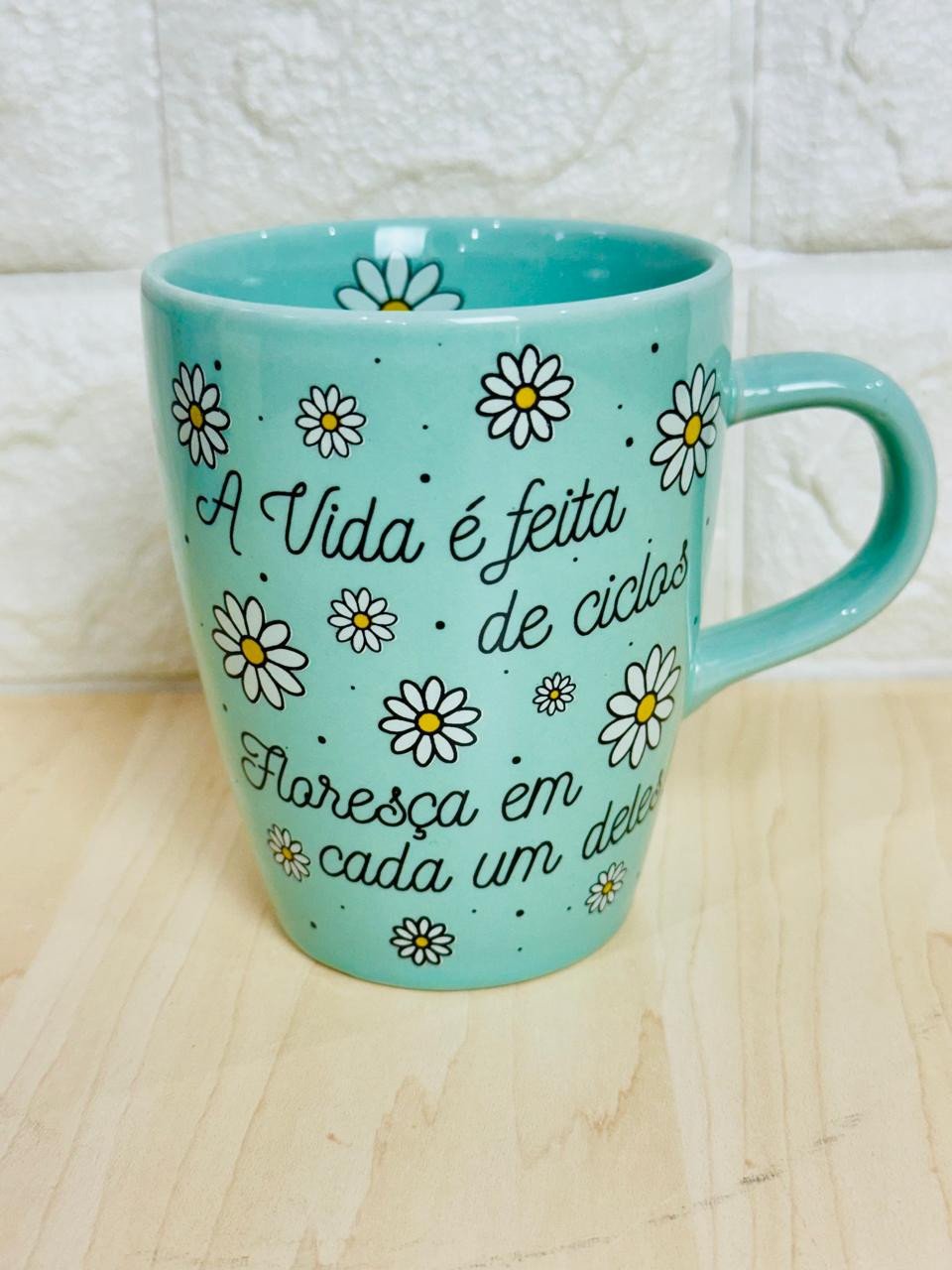 Caneca Sublime Verde Margaridas com Frase