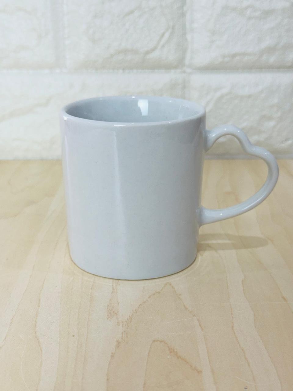Caneca Alça Coração Branca Lisa