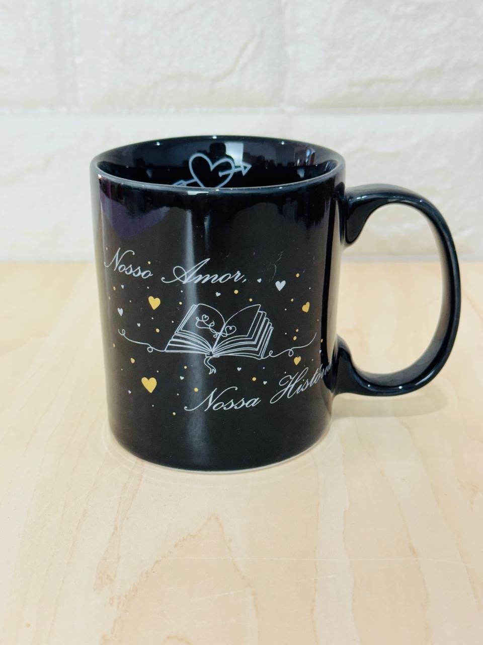 Caneca Aurora Preta Nosso Amor, Nossa História