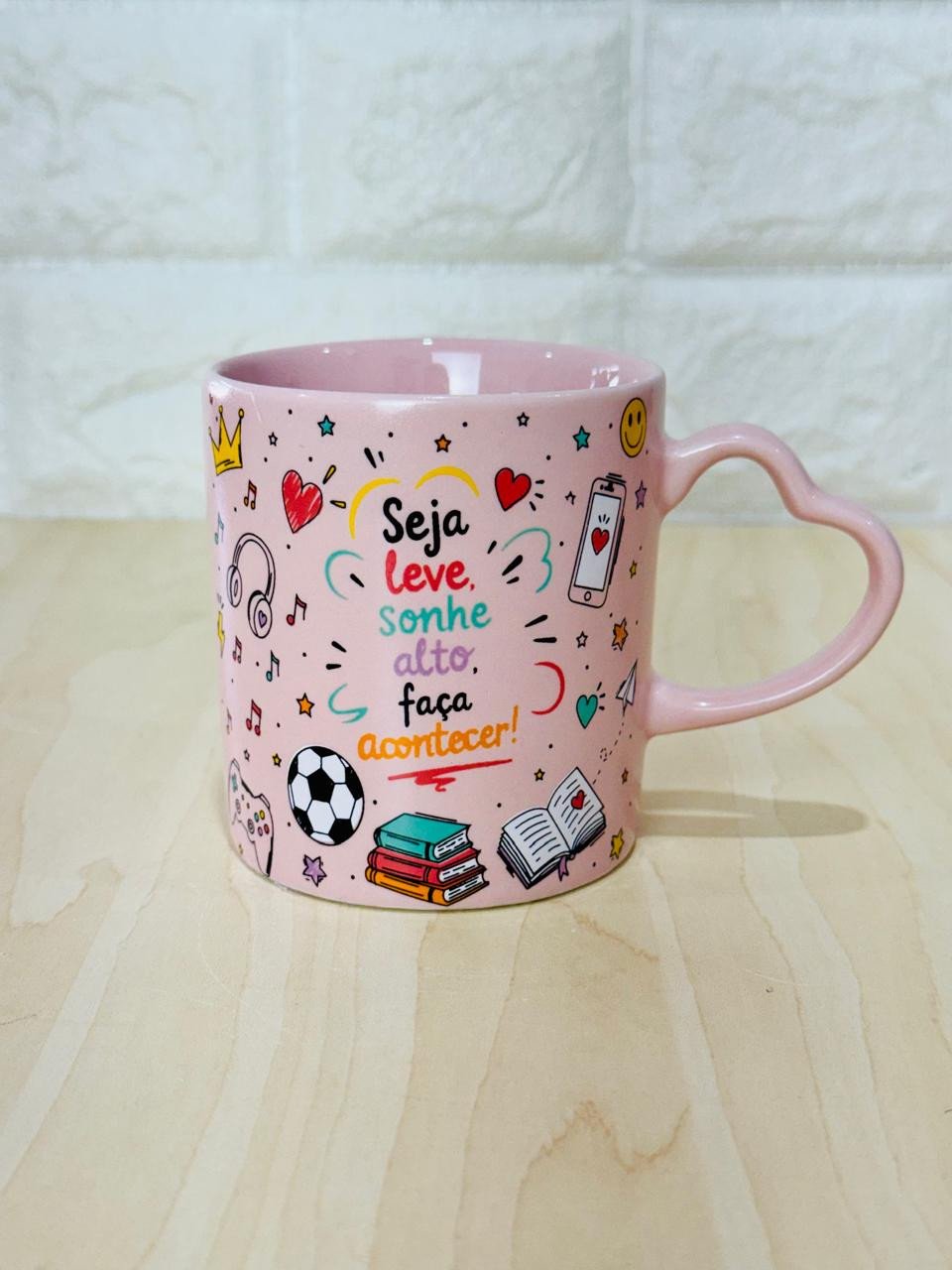   Caneca Alça Coração Rosa Sonhe Alto