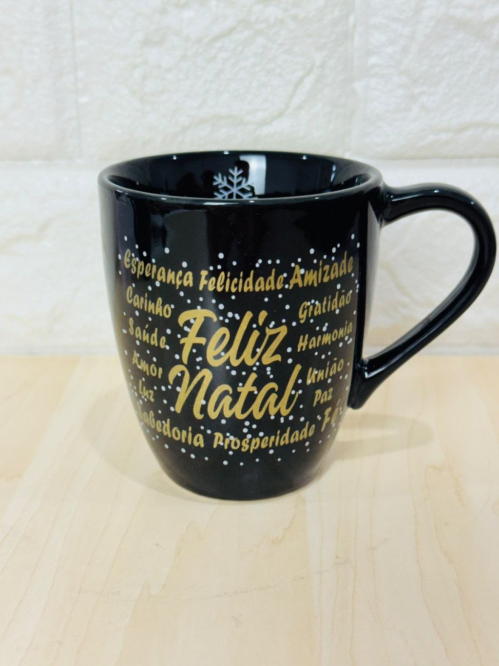 Caneca Glamour Preta Palavras Natalinas