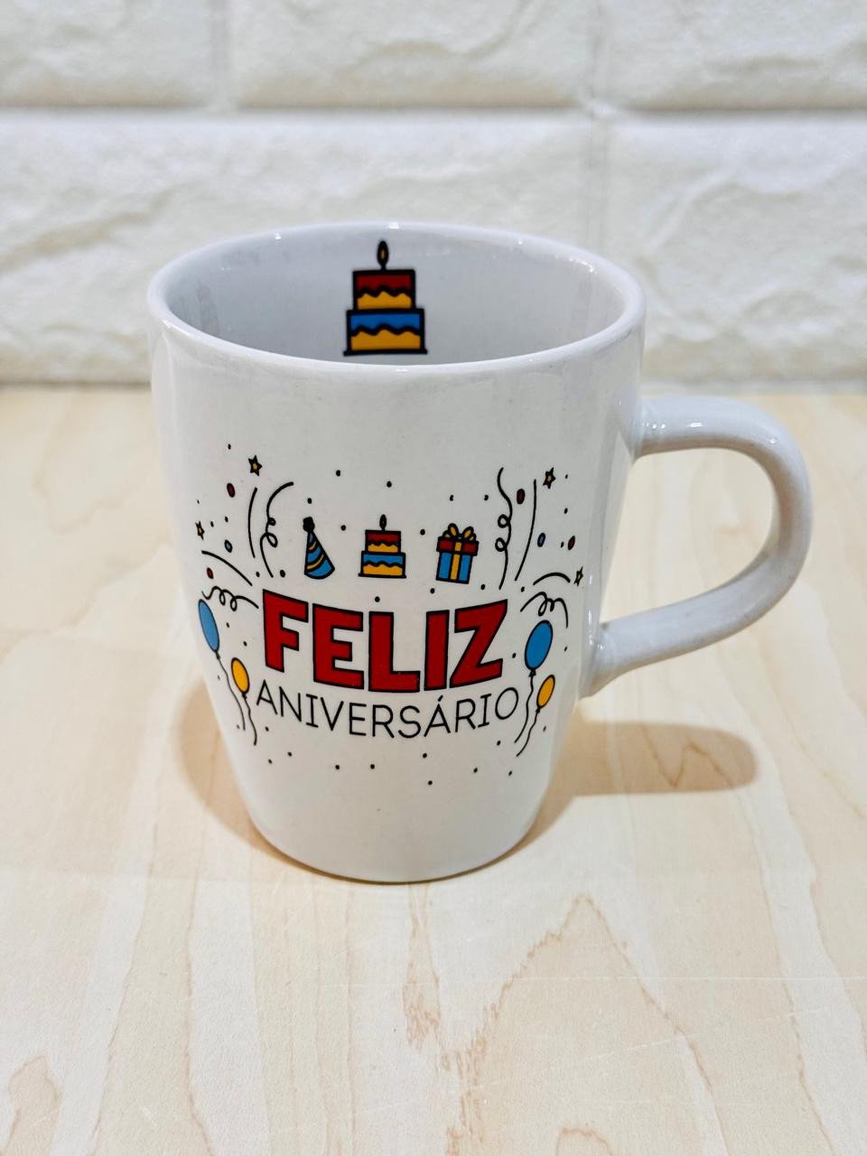 Caneca Sublime Branca Feliz Aniversário 