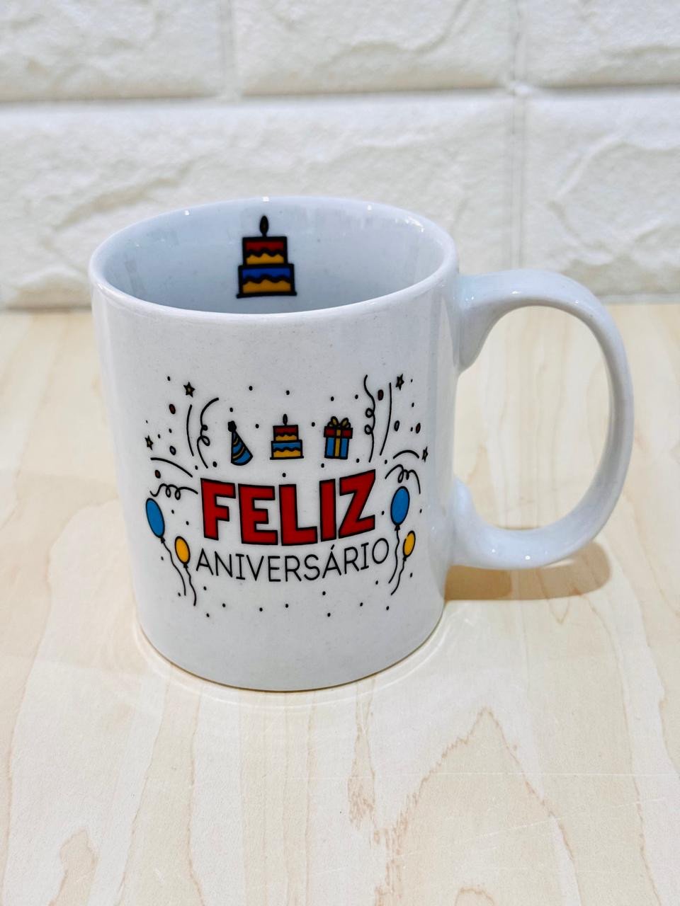 Caneca Aurora Branca Feliz Aniversário