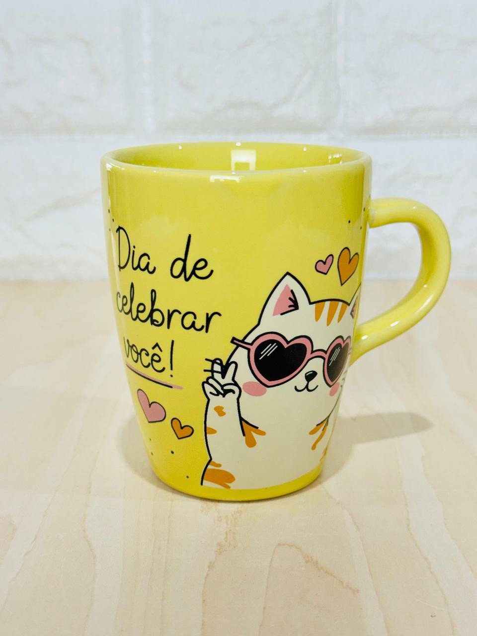 Caneca Sublime Amarela Feliz Aniversário Gato