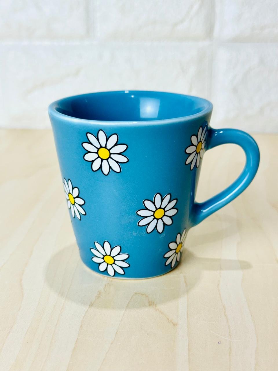 Xícara Azul Só Margaridas Branca
