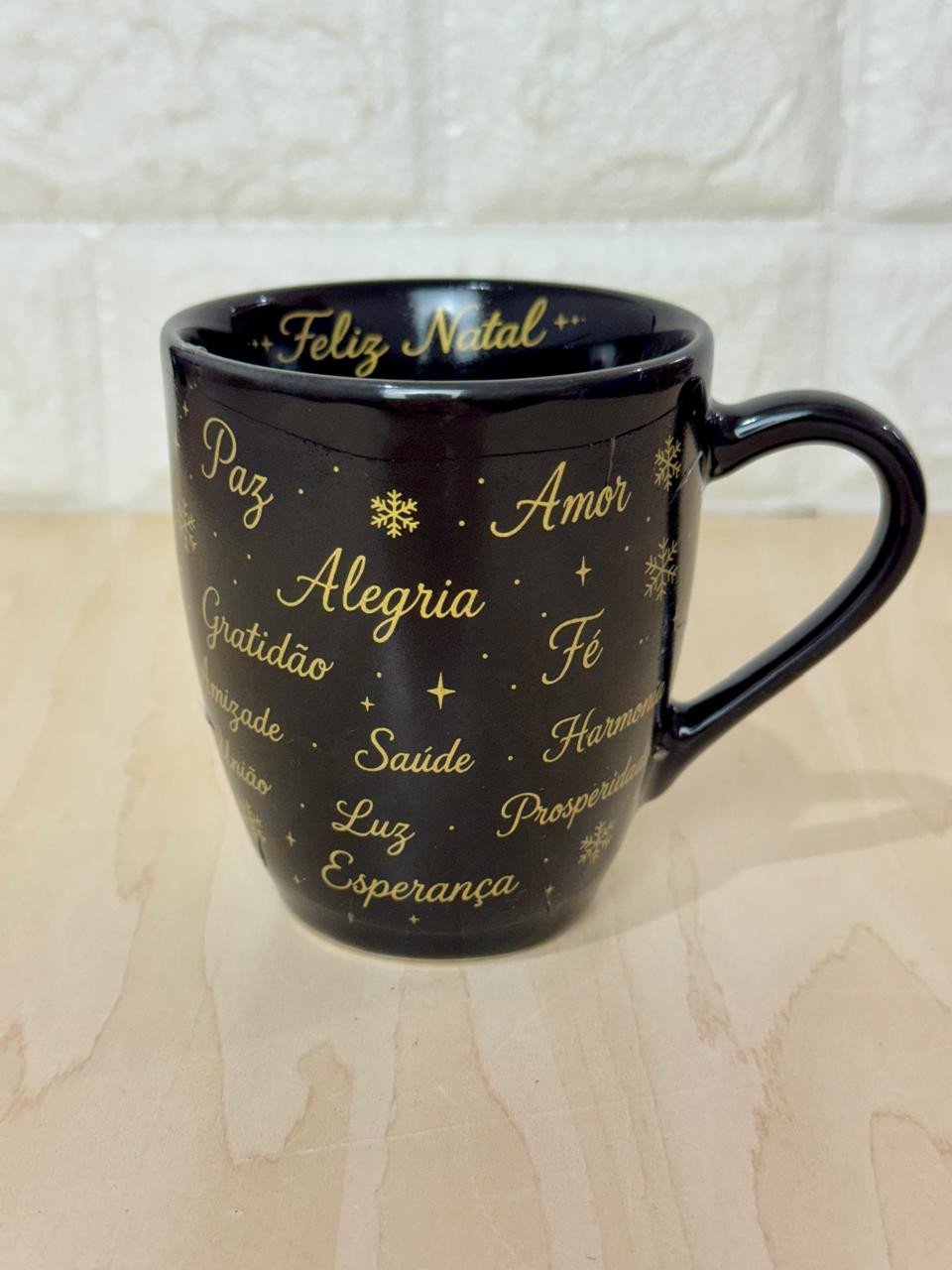 Caneca Glamour Preta Palavras Natalinas