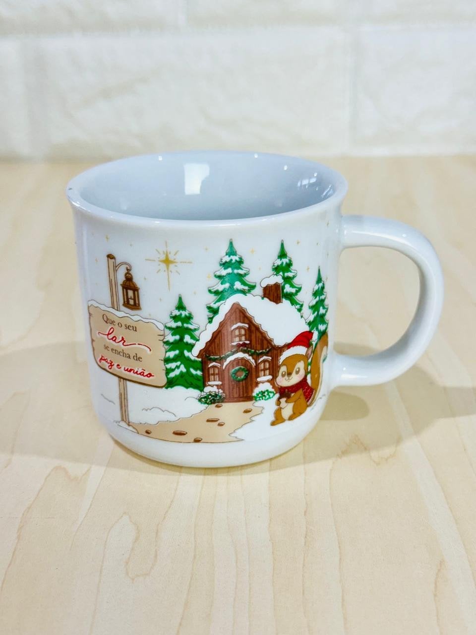 Caneca Ágatha Branca Natal Esquilo