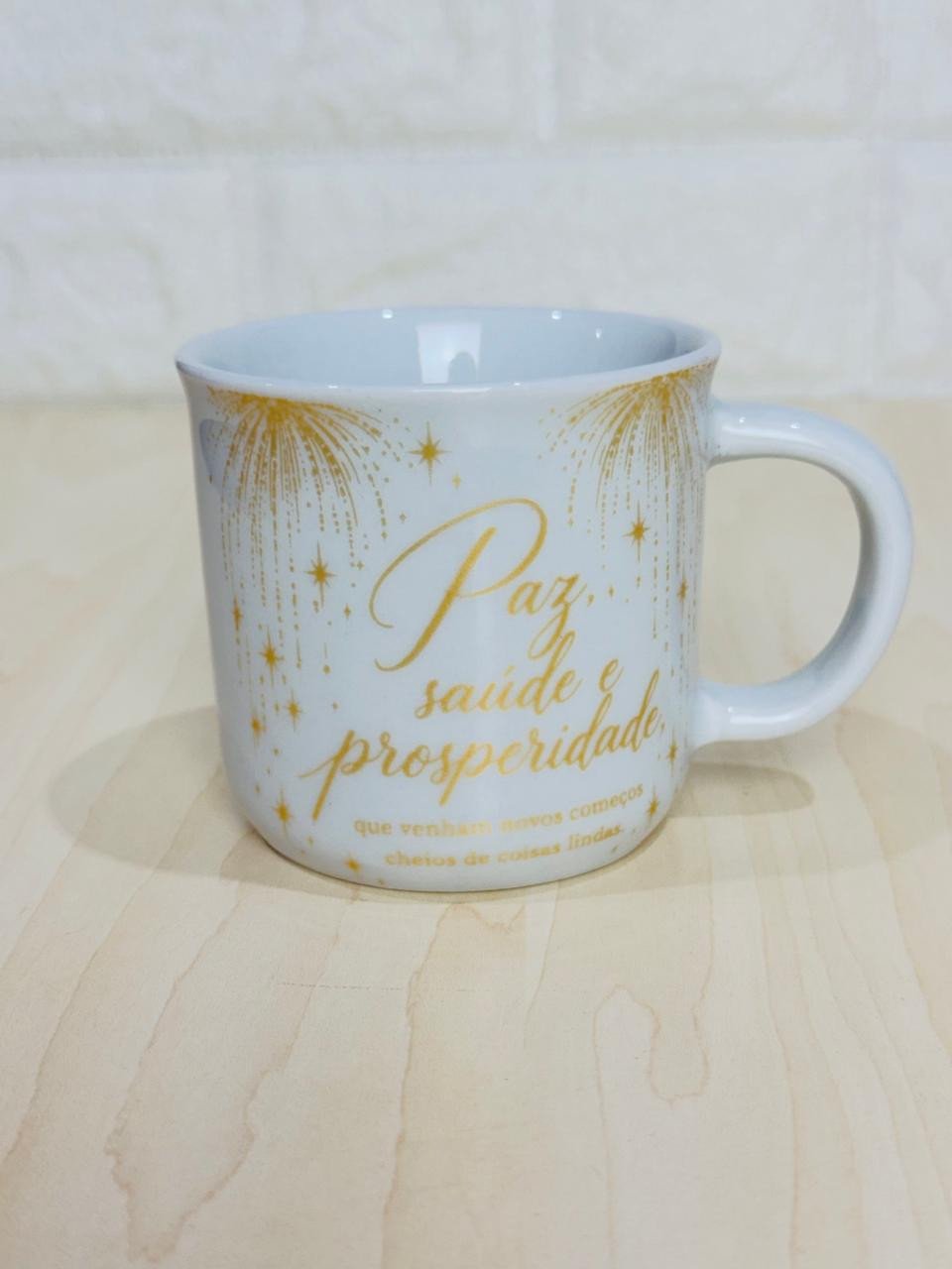 Caneca Ágatha Branca Ano Novo