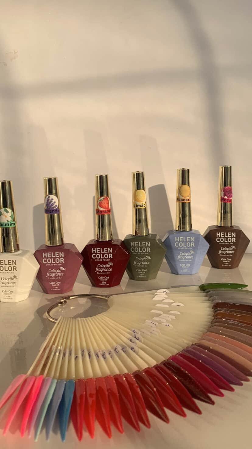 Esmaltes em gel Helen color coleção fragrância  