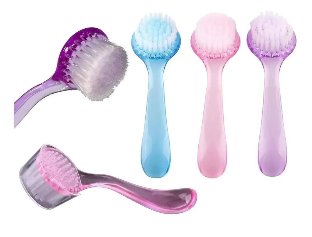 Escovinha para Limpeza das Unhas