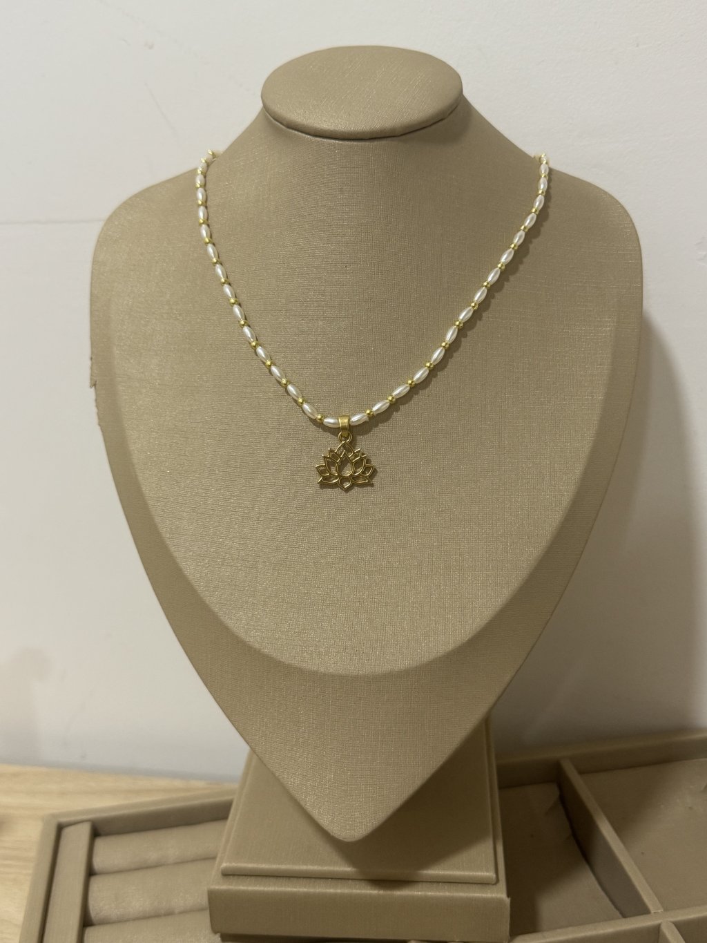 Colar Flor de Lótus 