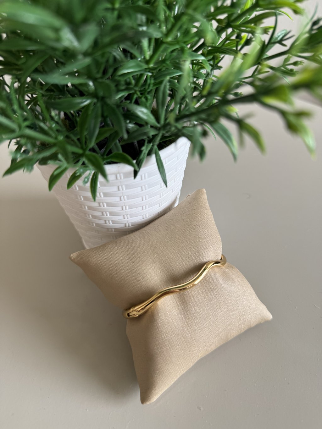 PL00061 - Bracelete Ondulado Dourado