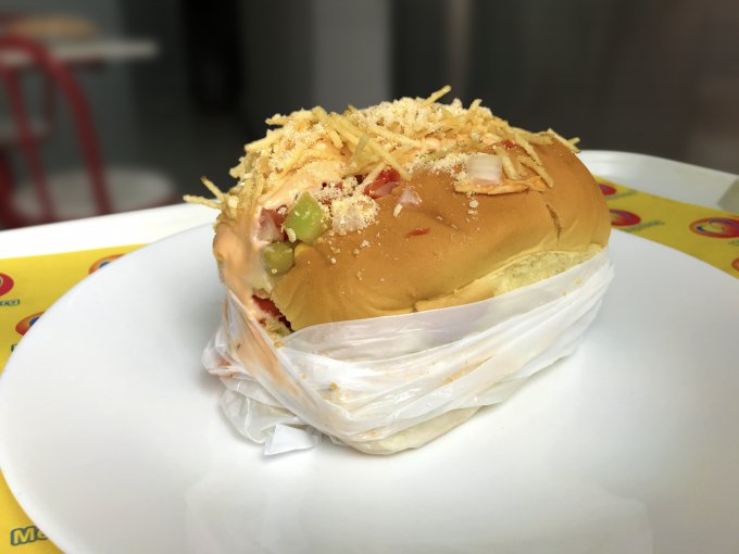 CACHORRO QUENTE CARNE