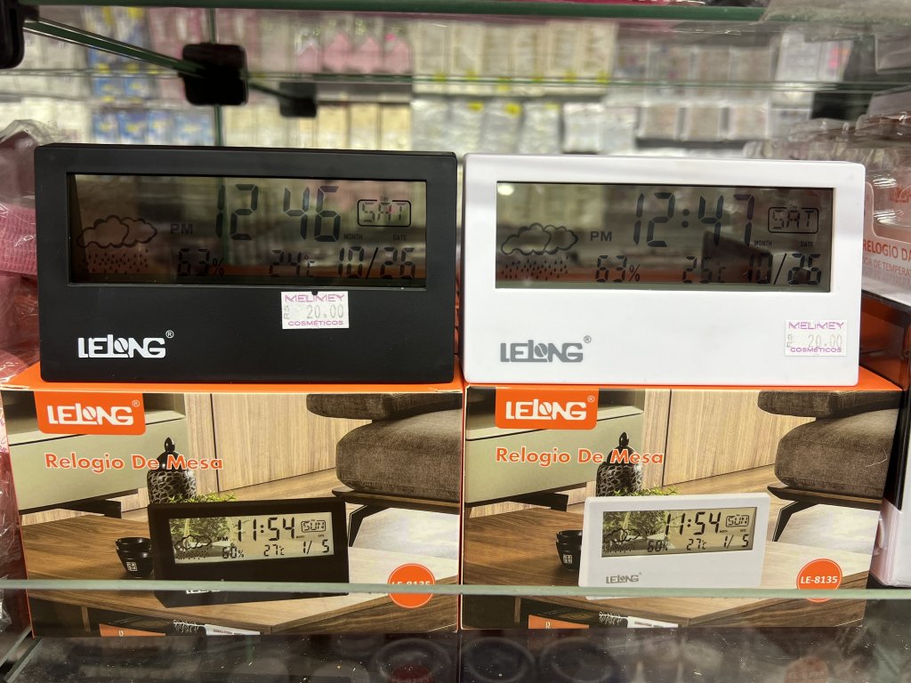 Relógio com termômetro e higrômetro de ambiente 