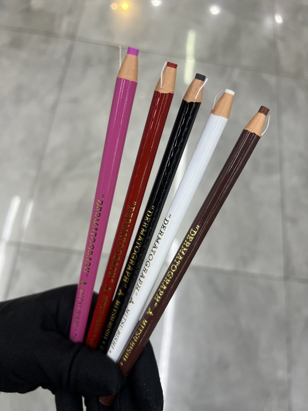 Lapis demografico Mitsubishi 