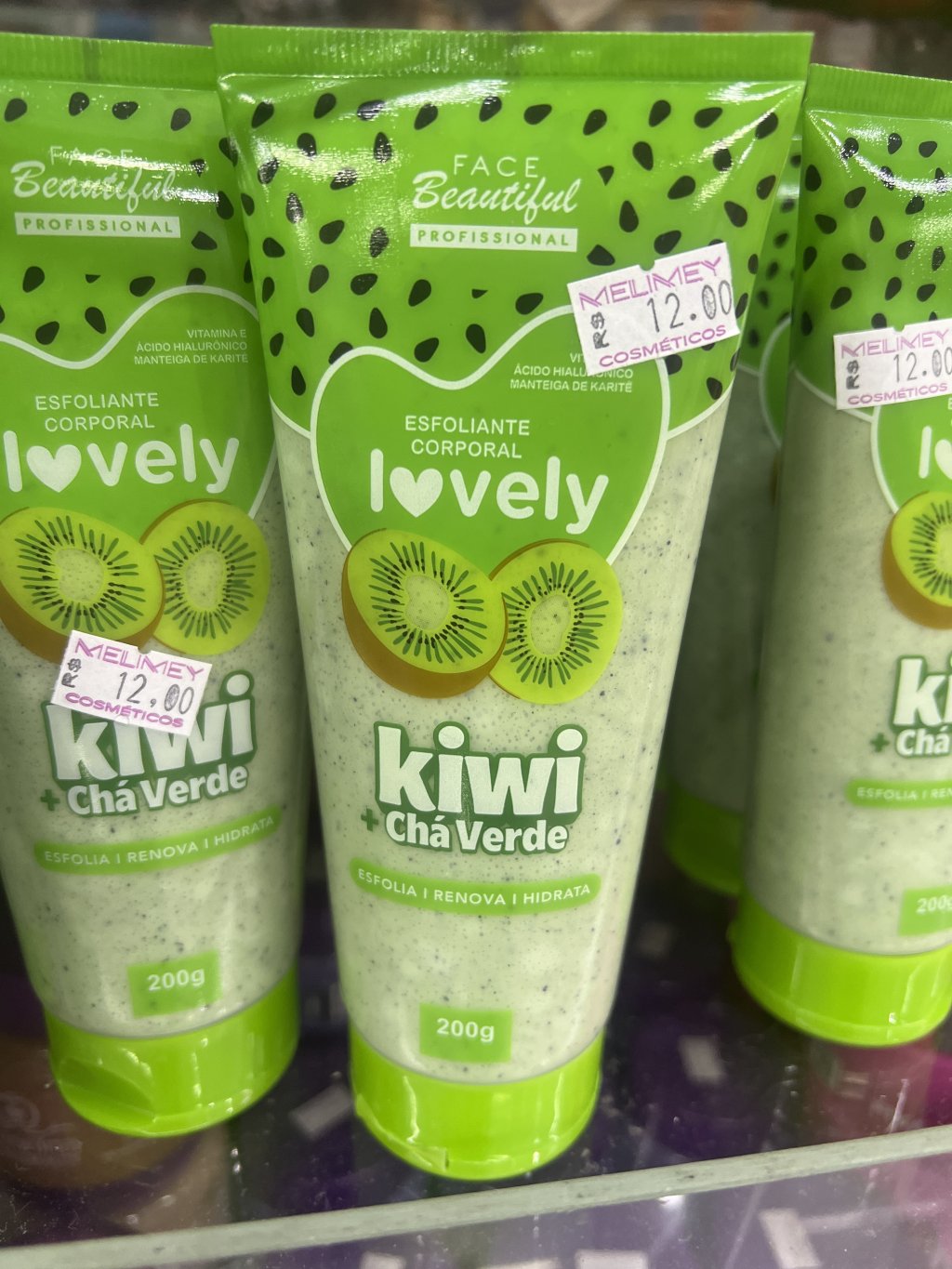 ESFOLIANTE CORPORAL KIWI+CHA VERDE LOVELY 200G