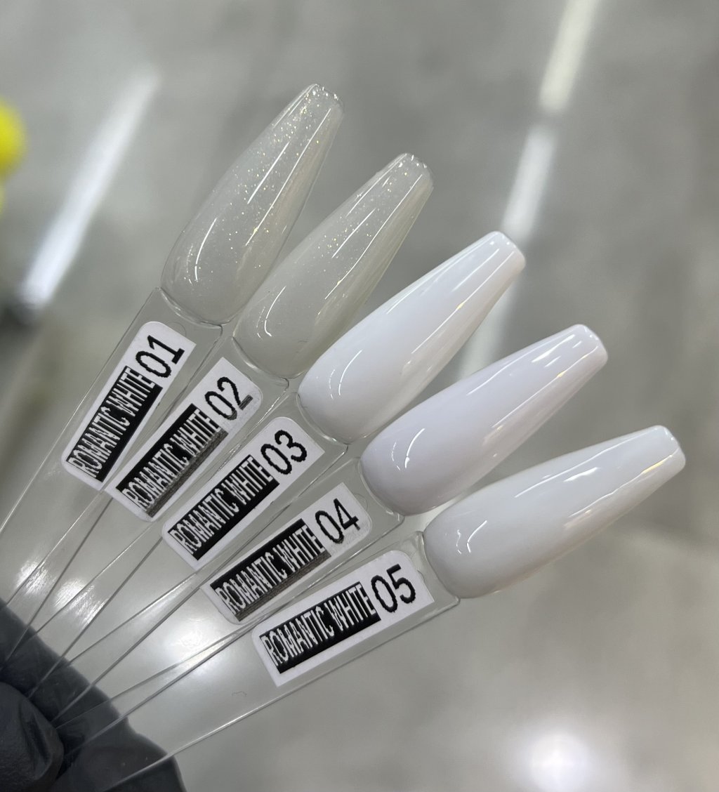 ESMALTE KISS SHE ROMANTIC WHITE