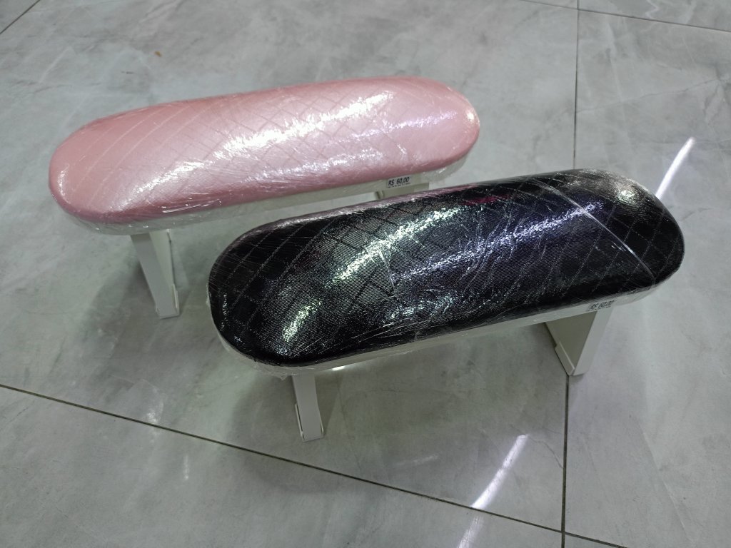 APOIO DE MESA PARA MANICURE - OVAL (A)