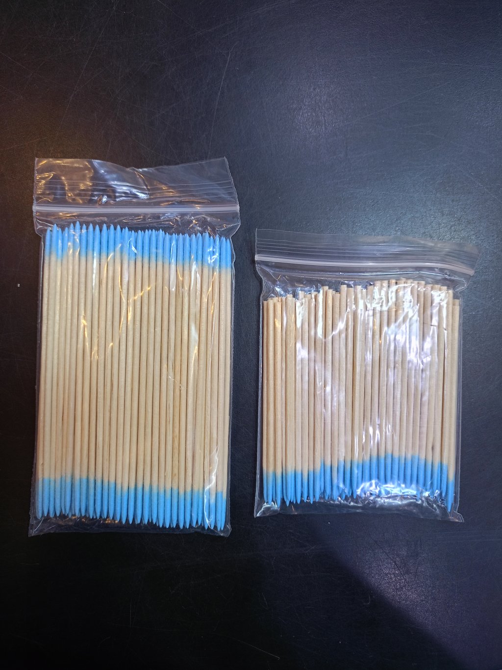 PALITO COM ALGODÃO NAS PONTAS 