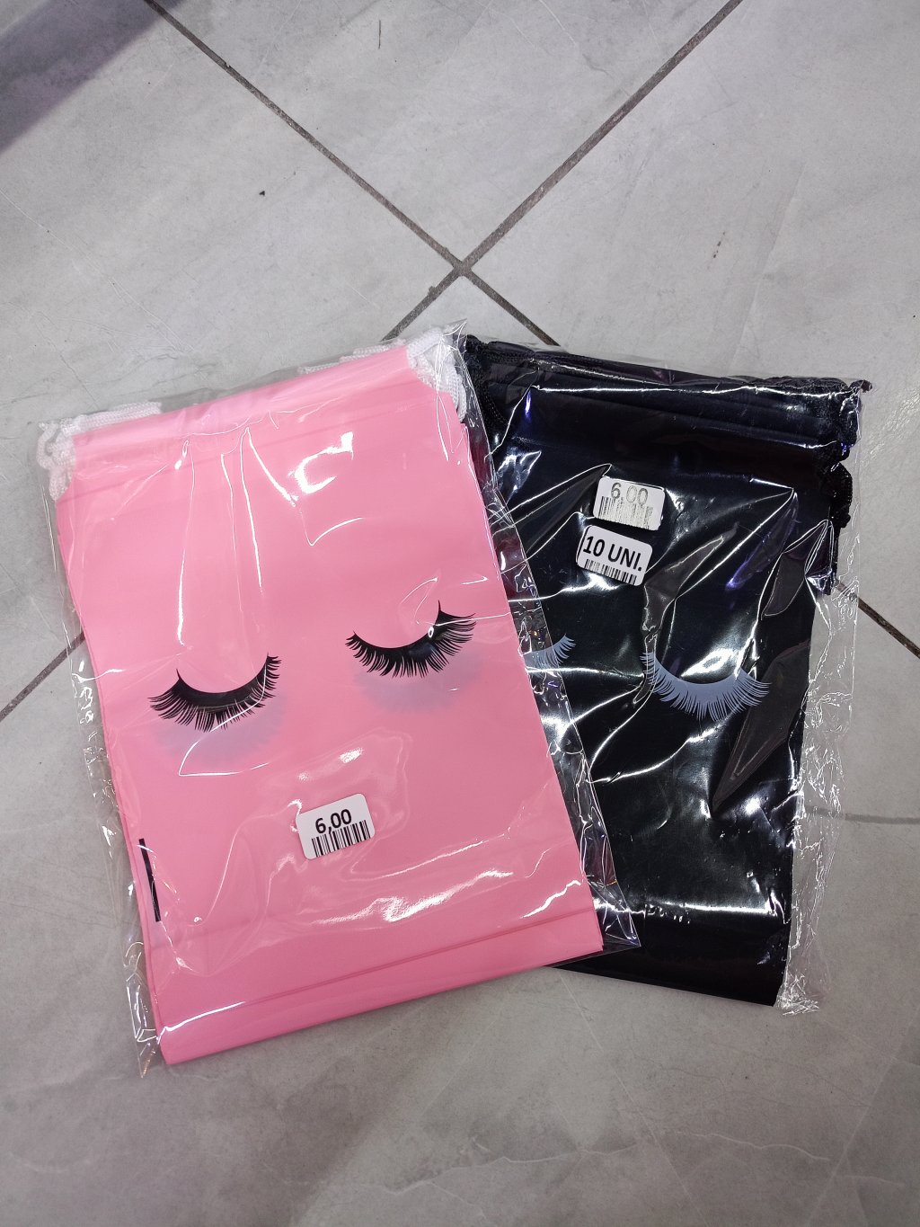 SAQUINHO PARA CÍLIOS COM CORDÃO 10 UNIDADES 