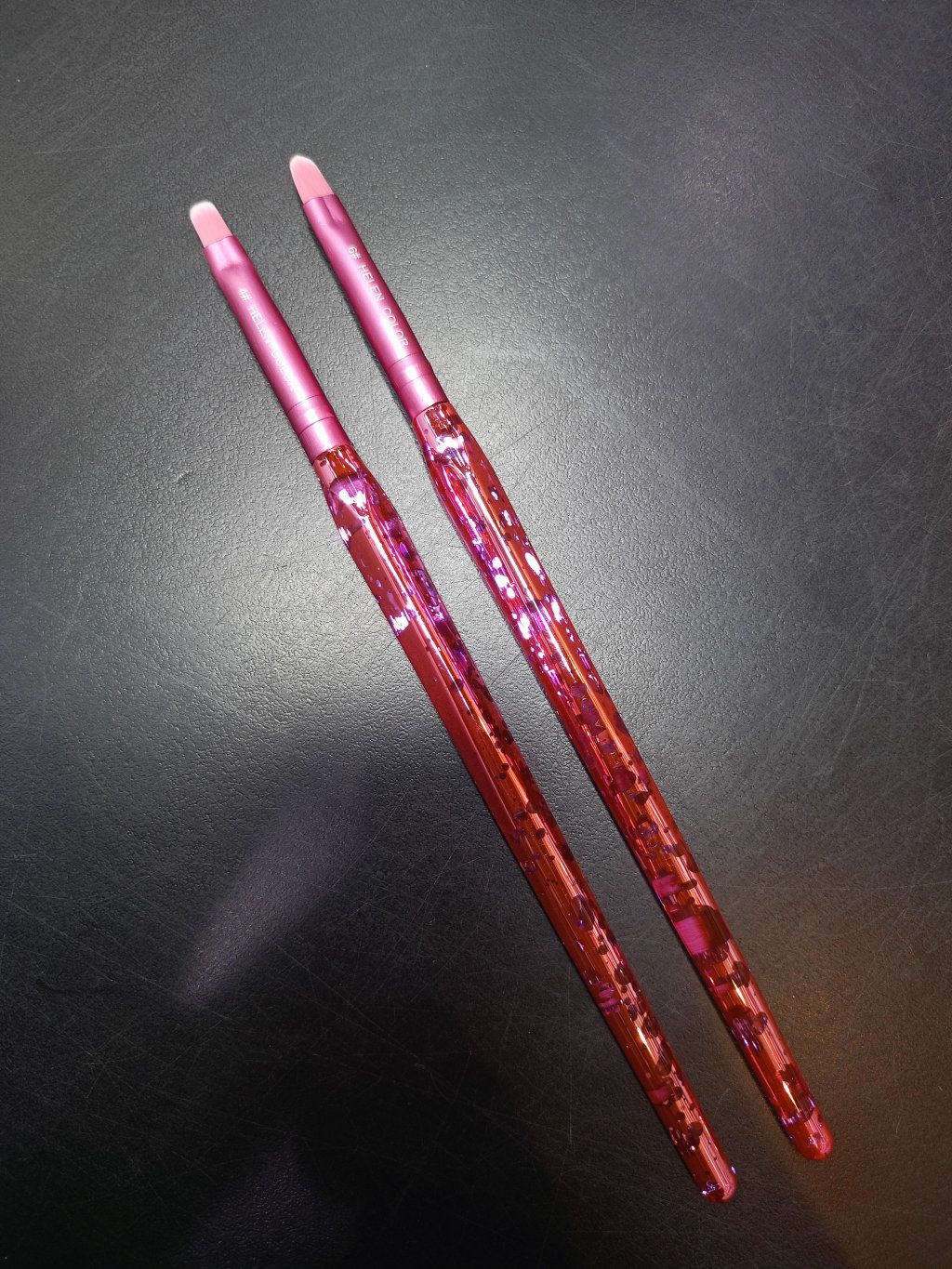 PINCEL LÍNGUA DE GATO HELEN COLOR