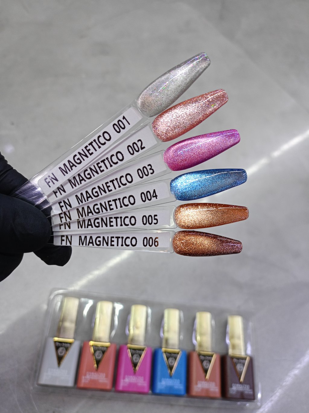 ESMALTE EM GEL FAN NAILS 12ML - MAGNÉTICO 