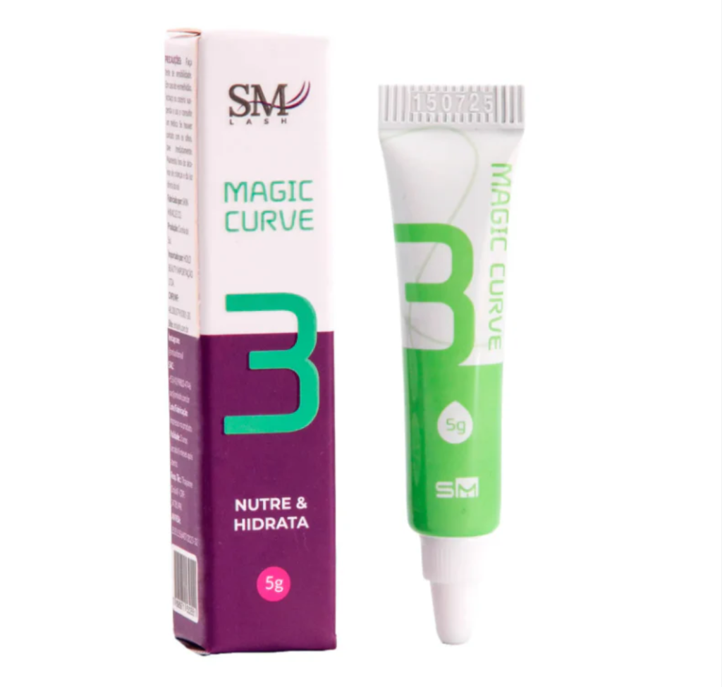 Passo 3 para Lash Lifting SM Lash Magic Curve