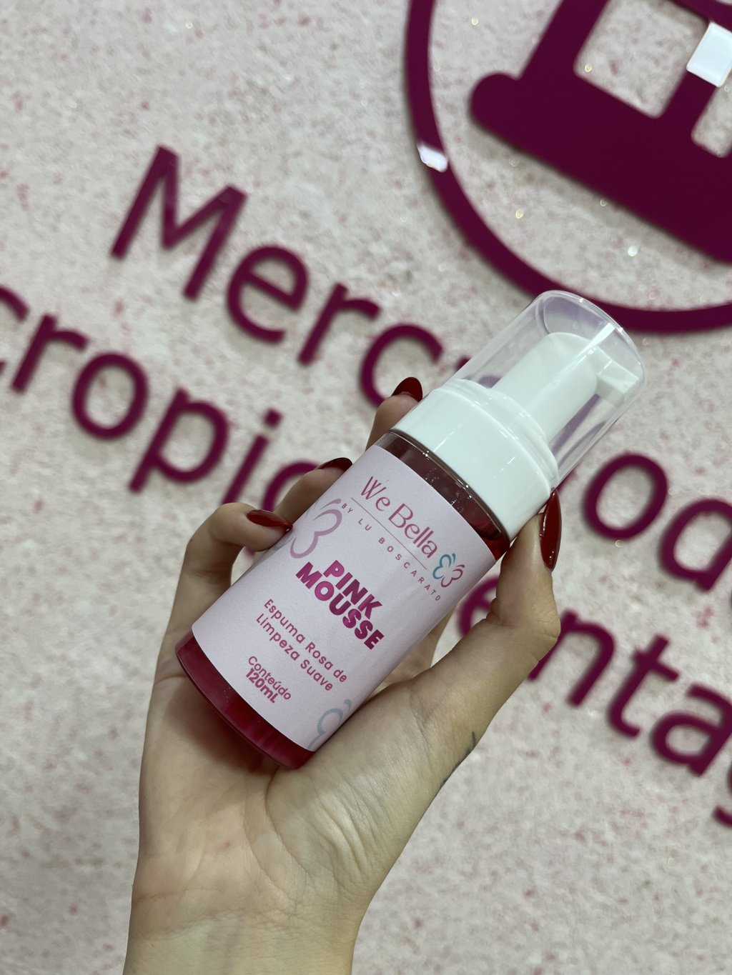 PINK MOUSSE ESPUMA ROSA DE LIMPEZA SUAVE WE BELLA 120ML