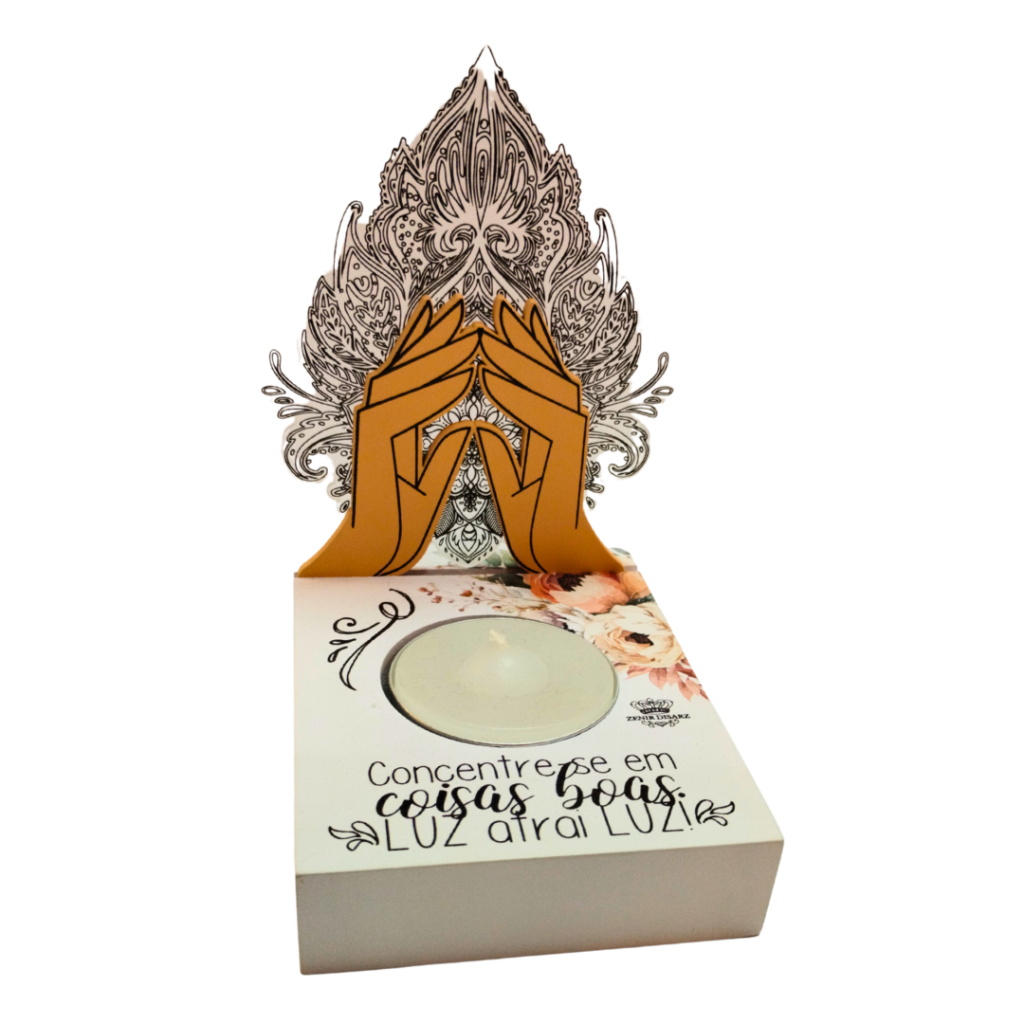 ENFEITE DE MESA COM VELA - CONCENTRE-SE EM COISAS BOAS - MADEIRA - ZENIR DISARZ