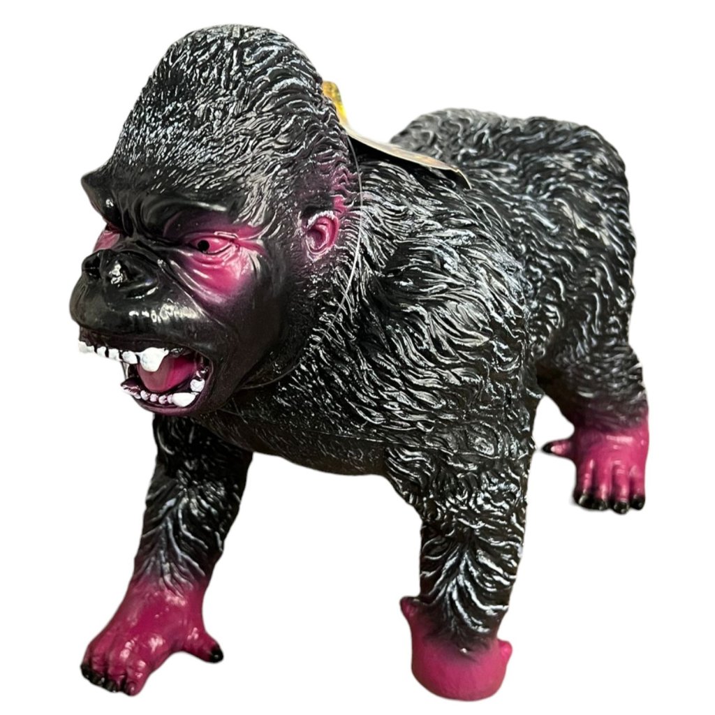 GORILA GRANDE SOBRE 4 PATAS