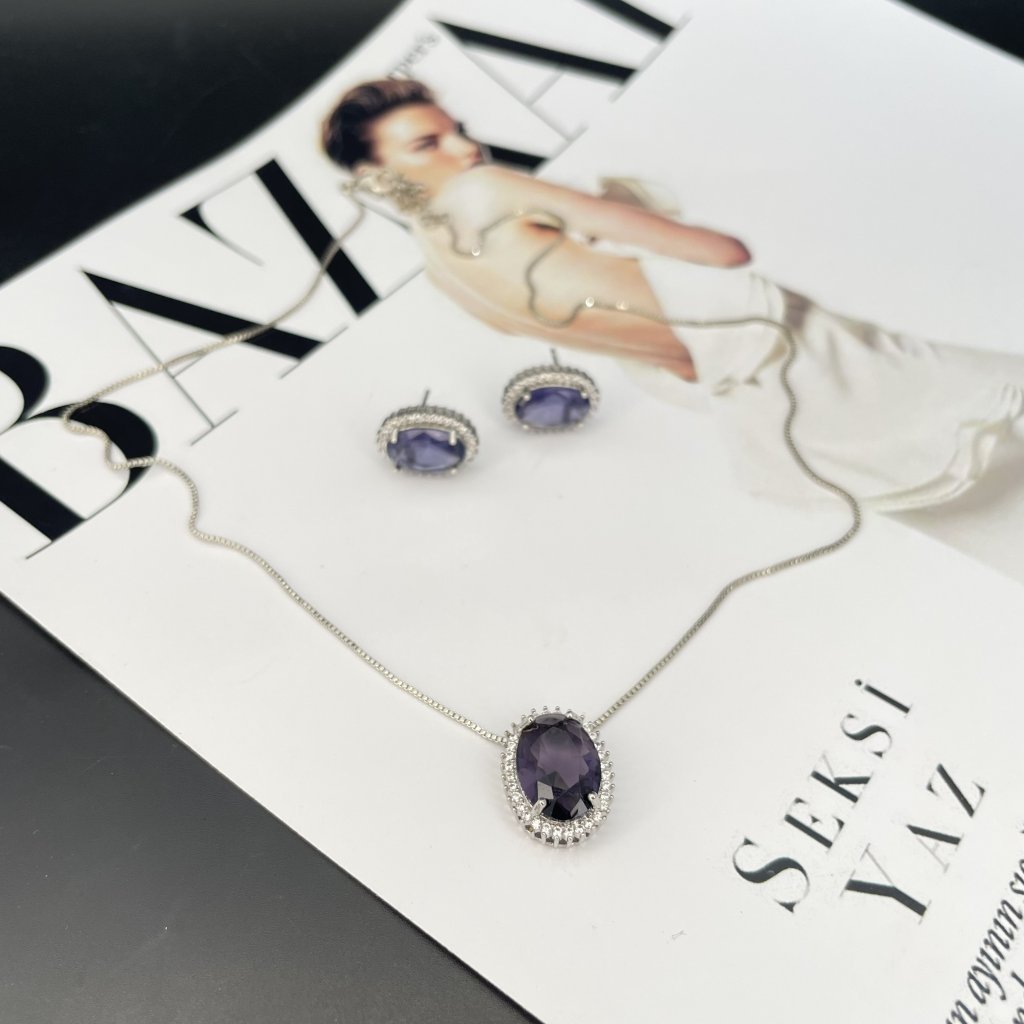 Conjunto Lilás. 