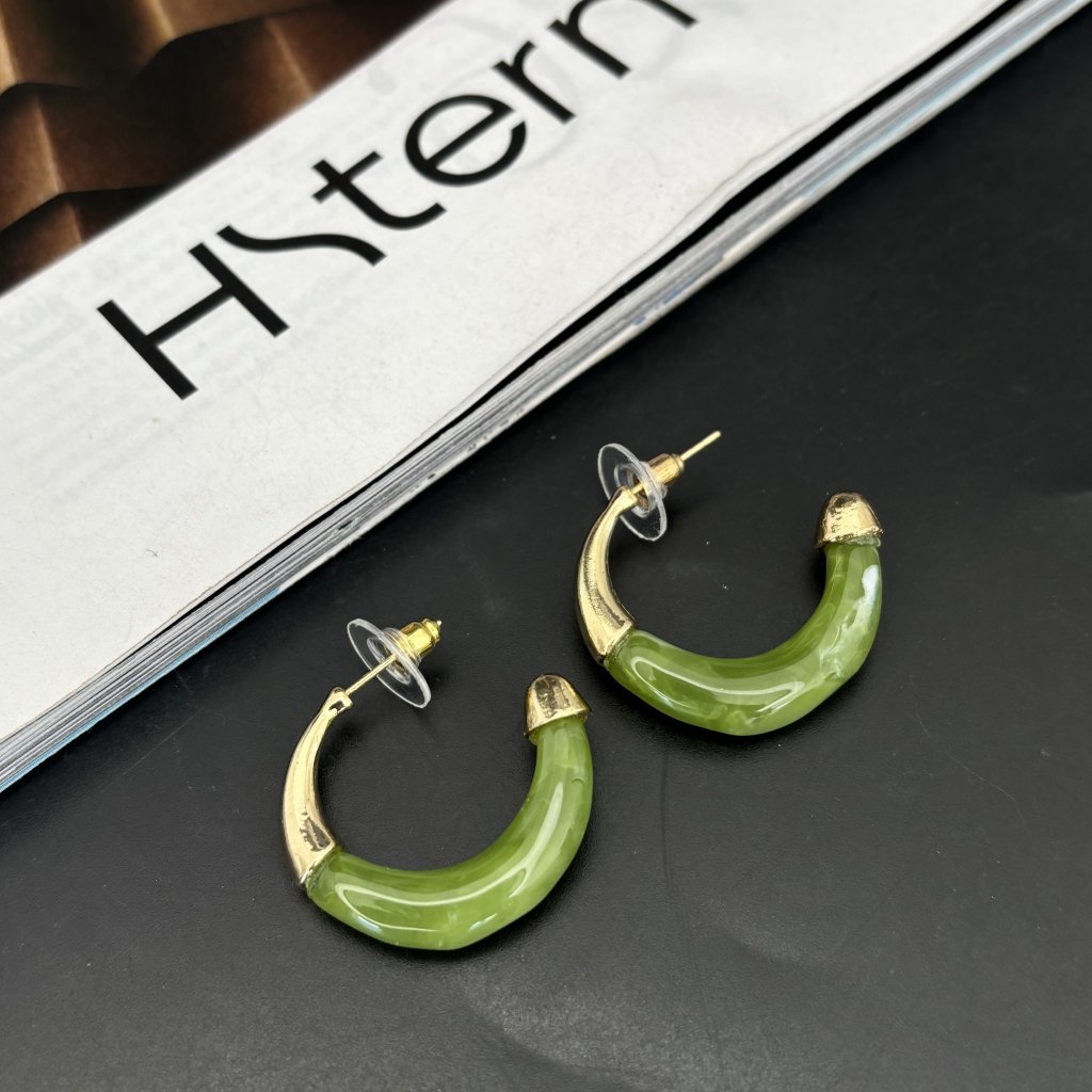 Argola acrílico verde 