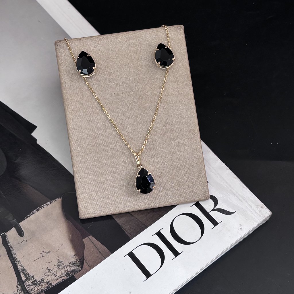 Conjunto dourado black 