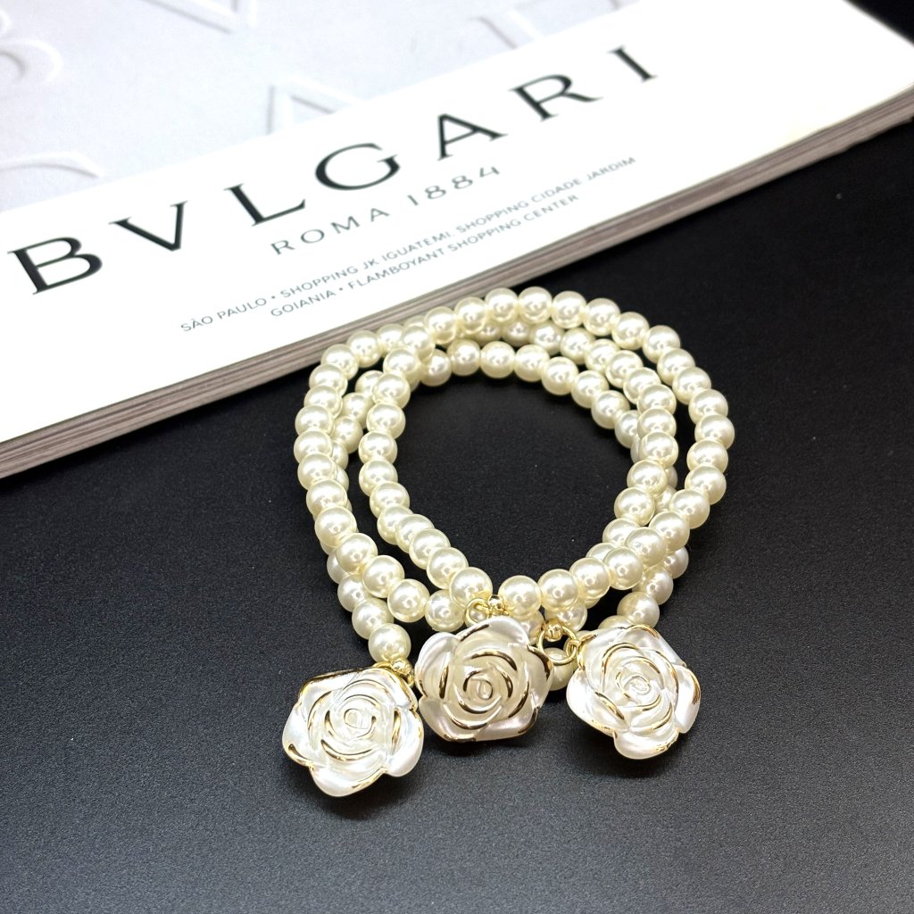 Pulseira mix pérolas 