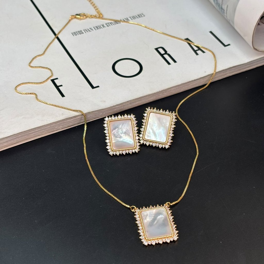 Conjunto Flávia 