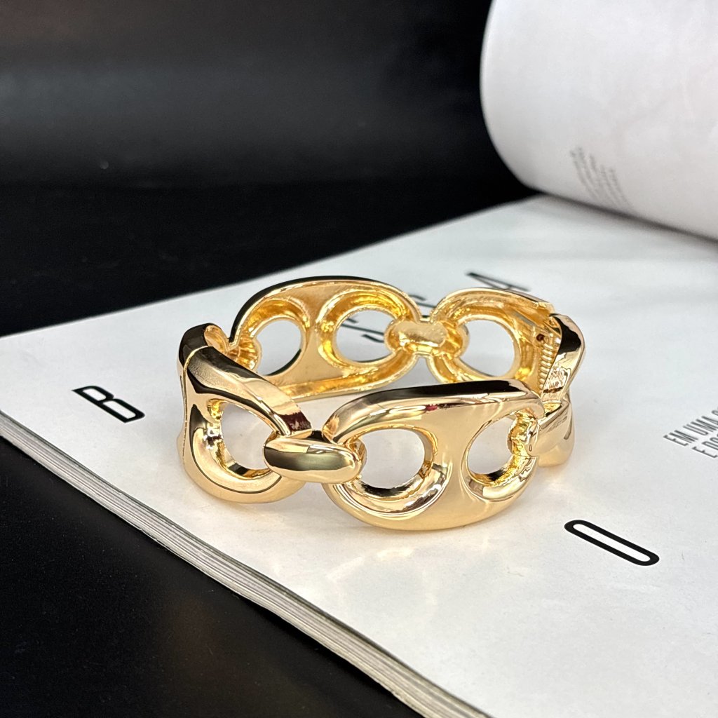 Bracelete Madonna dourado 