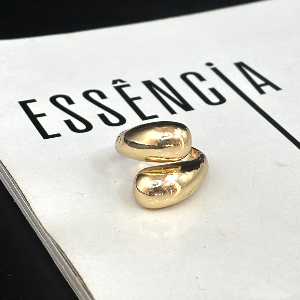 Anel envolvente dourado 