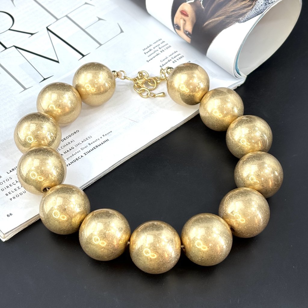 Colar esfera bold dourada 