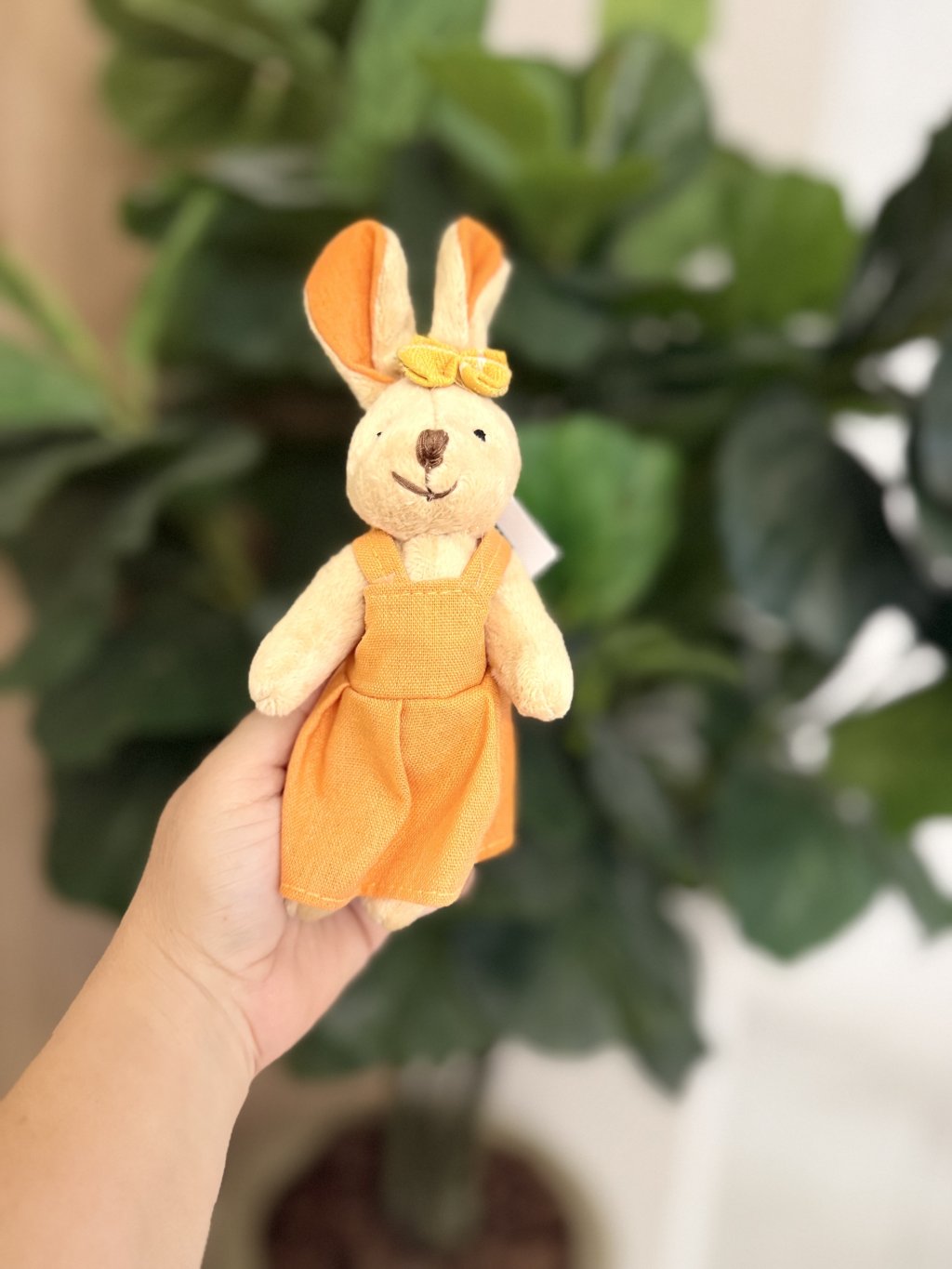 COELHO PELÚCIA PENDURAR LARANJA 23CM 84957001