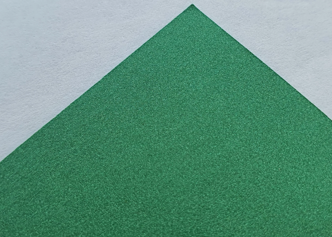 Papel Perolado Verde bandeira A4 - 180g - und - metallik