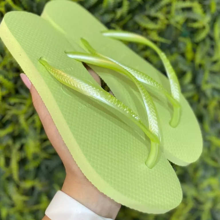 Chinelo Havaianas Slim - Verde Matcha