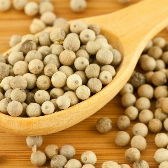 PIMENTA BRANCA (PIMENTA DO REINO BRANCA)