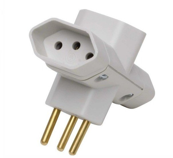 PINO T 3 SAIDAS BC 10A 2P+T  CÓD.918