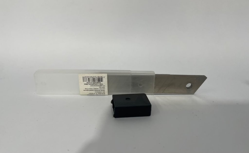 Refil para estilete LARGO (10 LAMINAS)