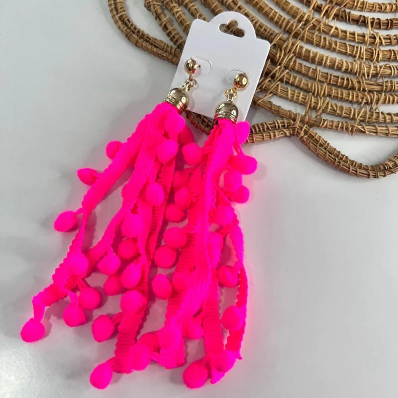 BRINCO POM POM ROSA NEON 