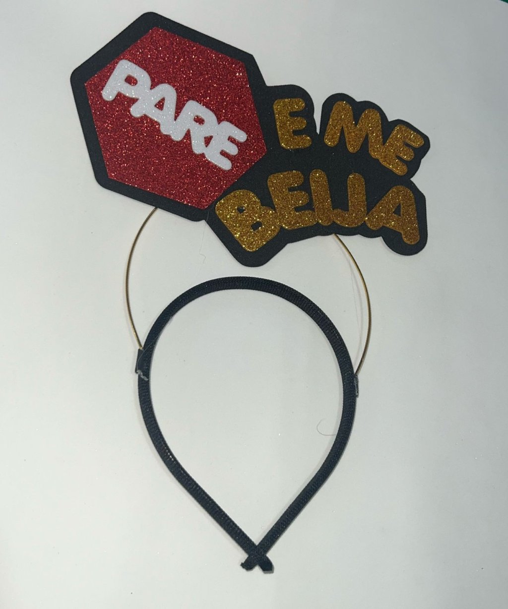 TIARA PARA E ME BEIJA