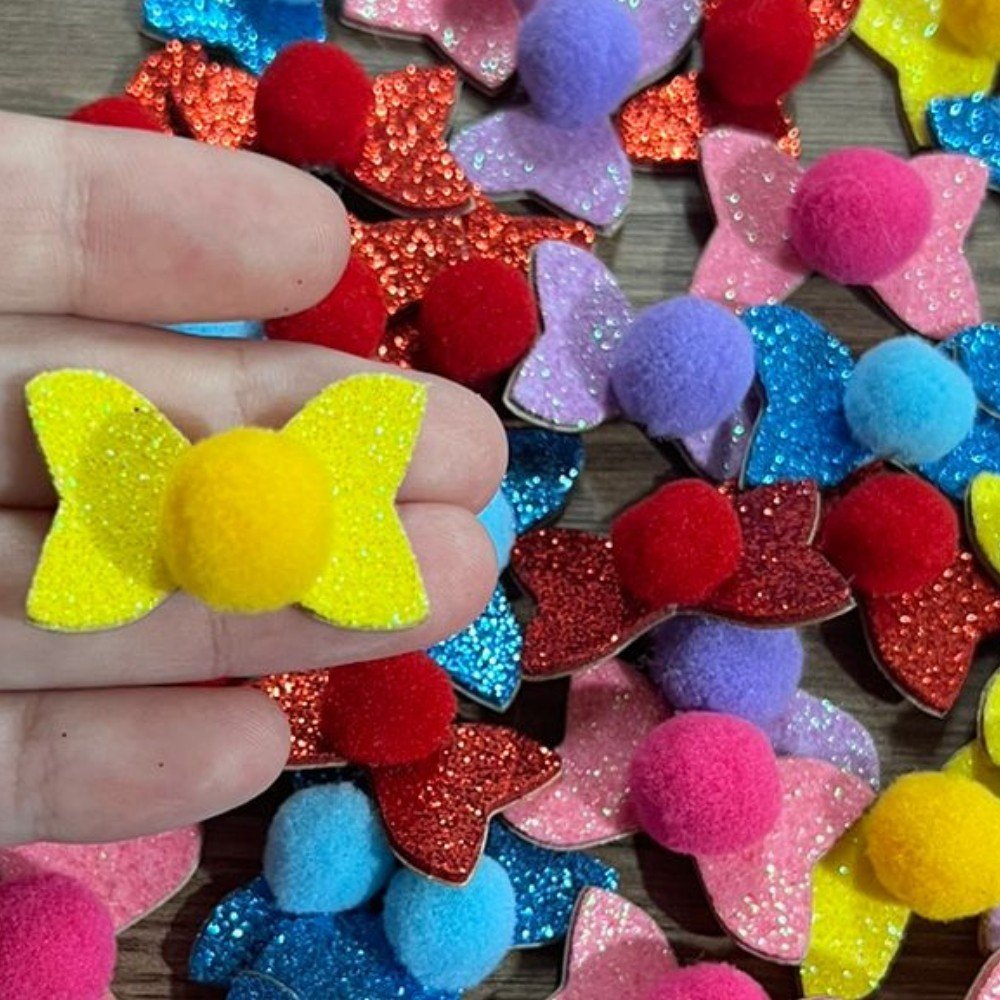 Adesivo Laço Pompom 